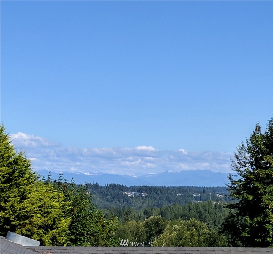 315 224th Street Southeast Bothell, WA 98021 - Photo 2 of 23