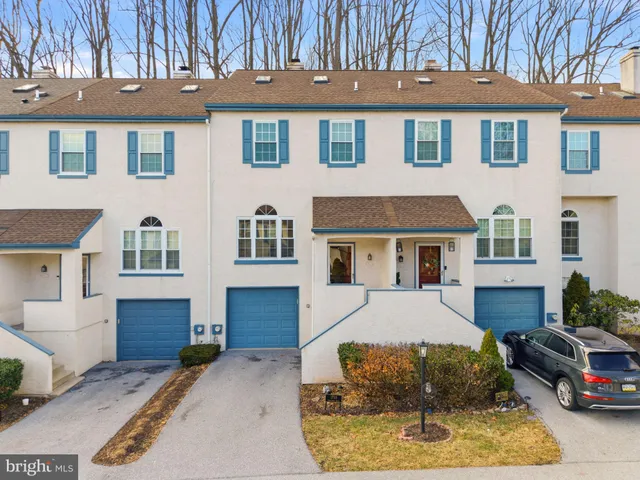 $465,000 | 1703 Stoneham Drive, Unit 1703, Newtown Square, PA 19073