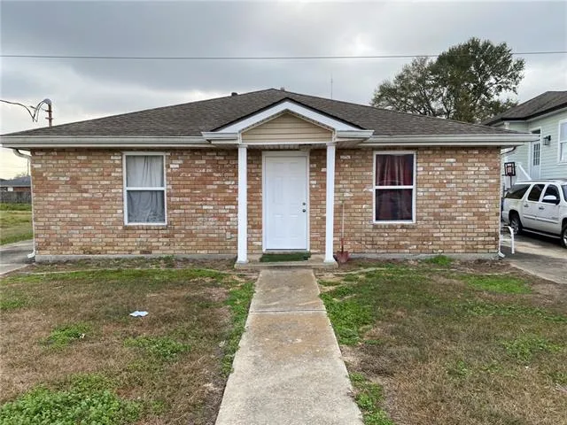 $269,000 | 3509-3511 Jupiter Drive, Chalmette, LA 70043