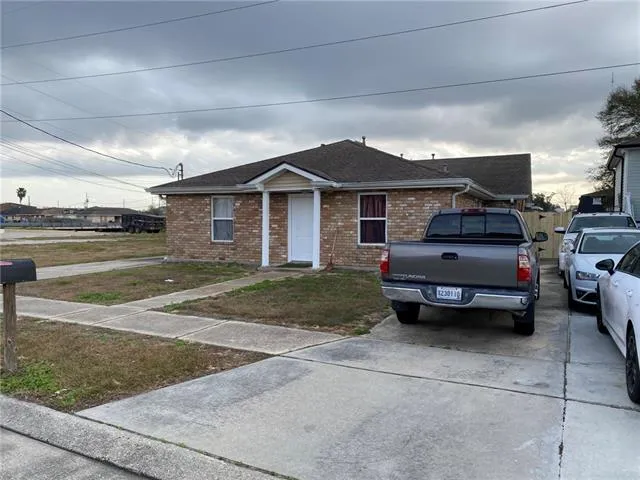 $269,000 | 3509-3511 Jupiter Drive, Chalmette, LA 70043
