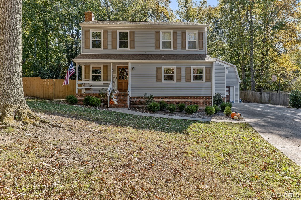 4748 Wedgemere Road Chesterfield, VA 23832 - Photo 34 of 35 front view of a house with a yard
