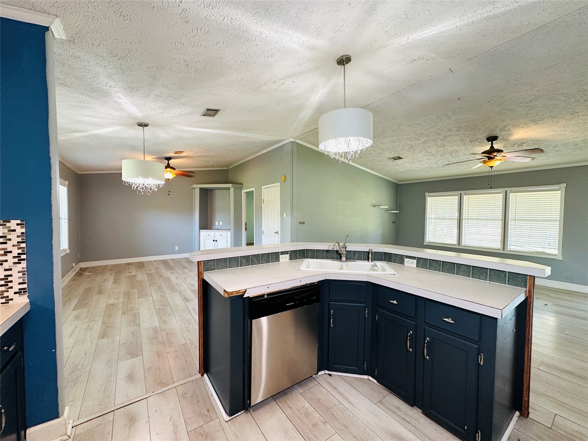 27607 County Road 3744 Splendora, TX 77372 - Photo 6 of 32