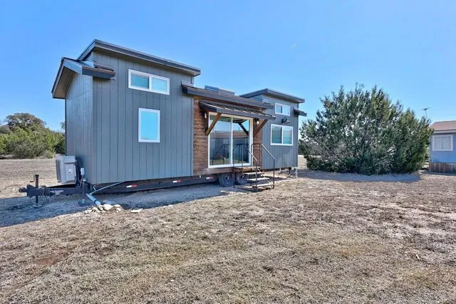 $1,195 | 132 B County Road 247, Georgetown, TX 78633