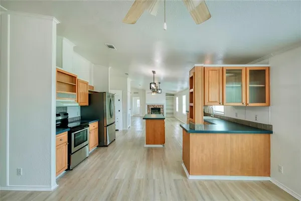 $2,195 | 132 County Road 247, Georgetown, TX 78633