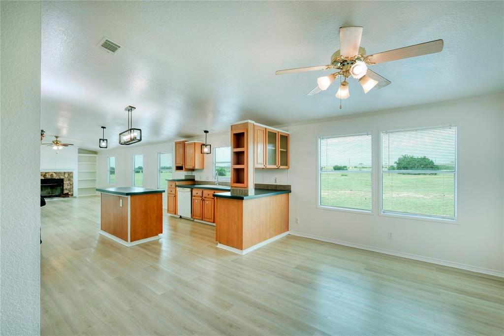 132 County Road 247 Georgetown, TX 78633 - Photo 9 of 38