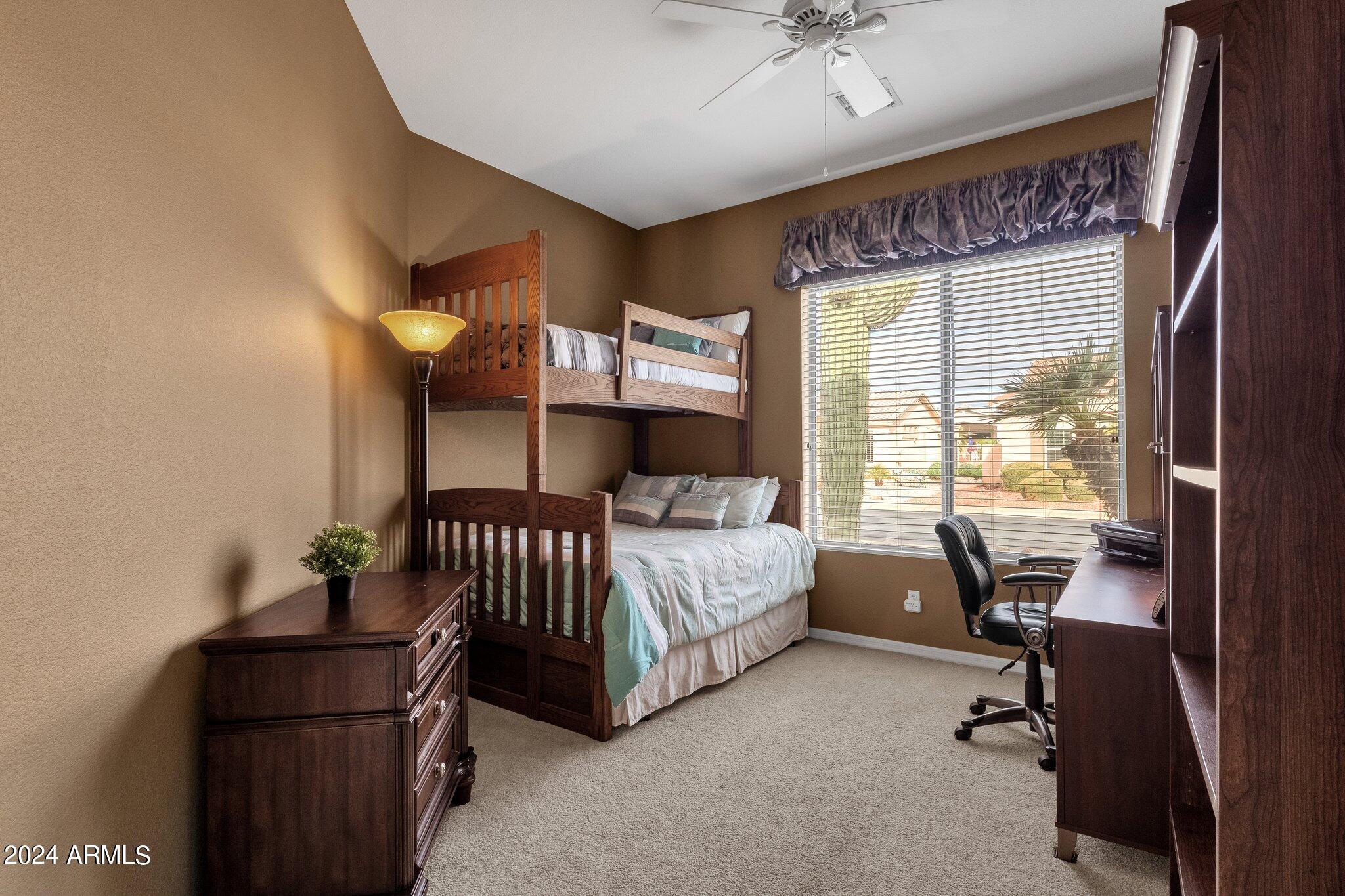 4461 East Walnut Road Gilbert, AZ 85297 - Photo 4 of 18 6-web-or-mls-4461-e-walnut-rd