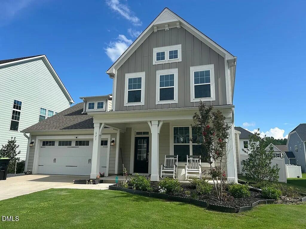 621 Ressler Street Holly Springs, NC 27540 - Photo 1 of 20 1000614433