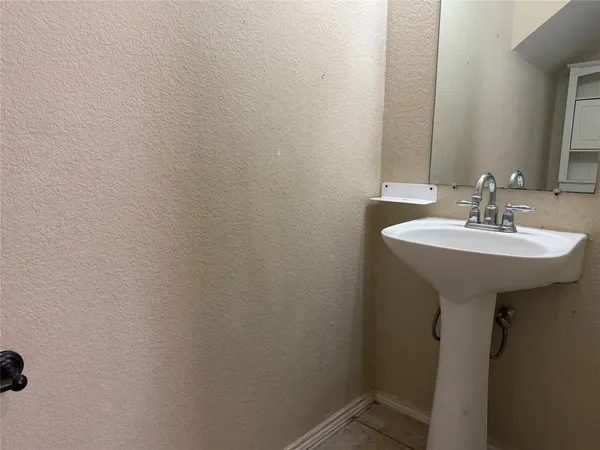 $2,350 | 10616 Colfax Drive, McKinney, TX 75072