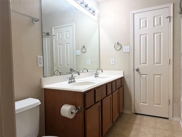 $2,350 | 10616 Colfax Drive, McKinney, TX 75072