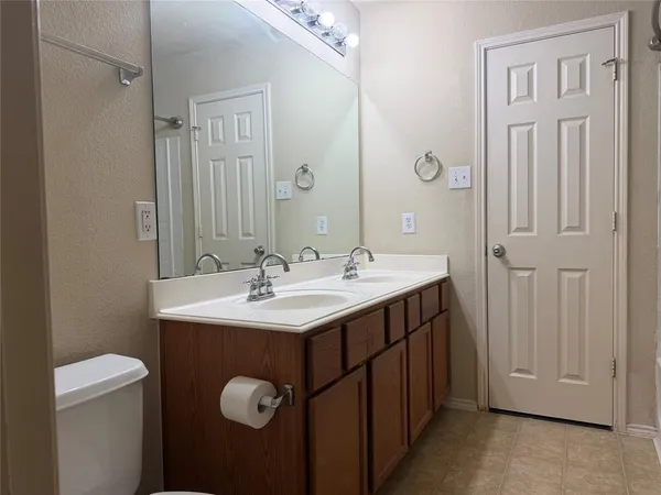 $2,350 | 10616 Colfax Drive, McKinney, TX 75072