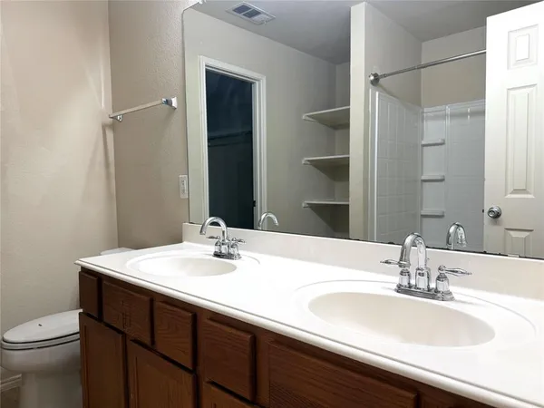 $2,350 | 10616 Colfax Drive, McKinney, TX 75072