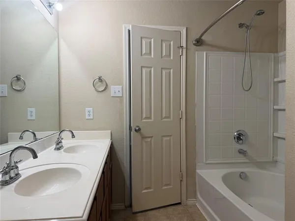 $2,350 | 10616 Colfax Drive, McKinney, TX 75072