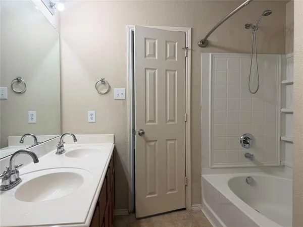 $2,350 | 10616 Colfax Drive, McKinney, TX 75072
