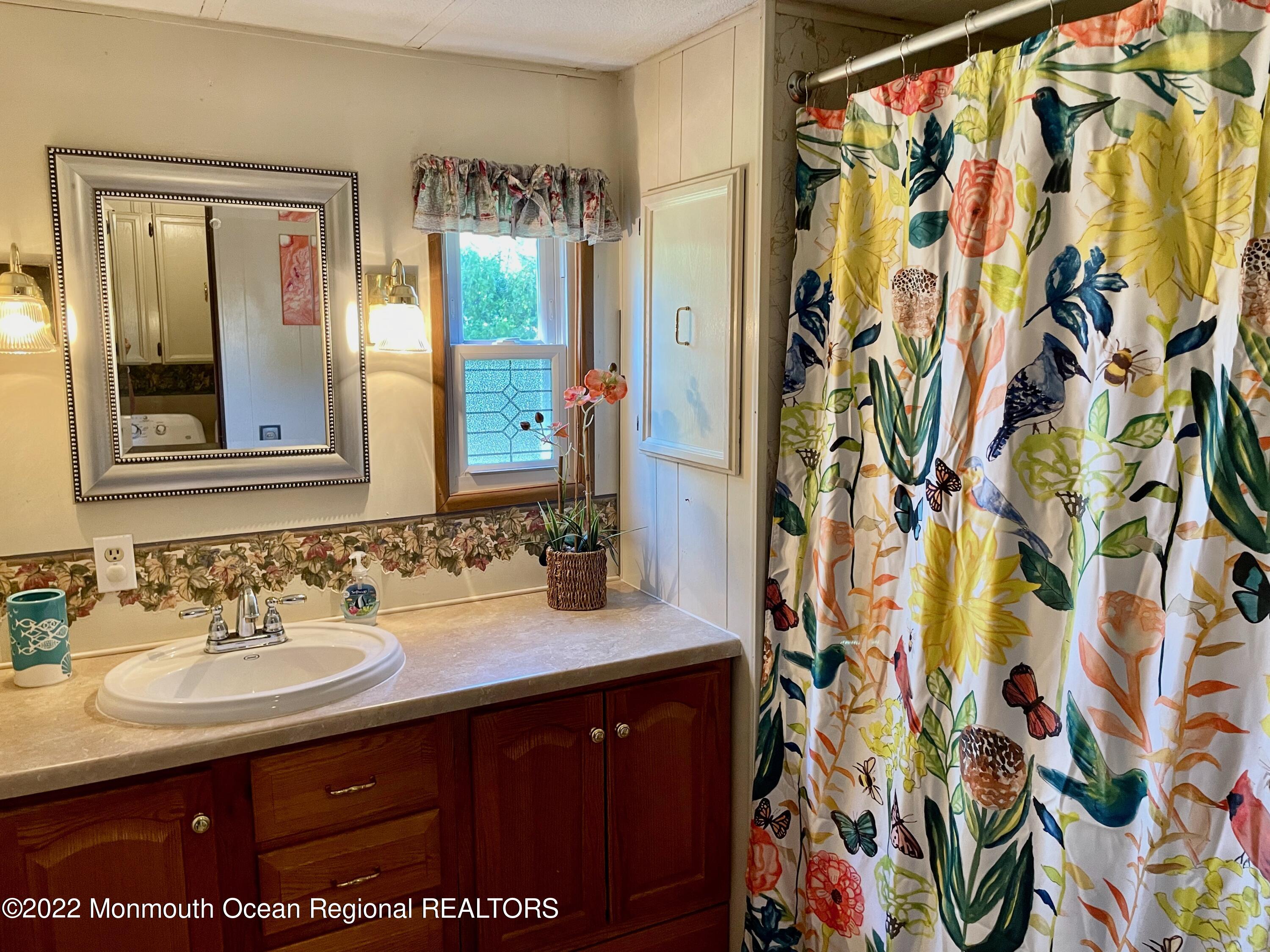 20 Butternut Drive Cream Ridge, NJ 08514 - Photo 15 of 18 IMG_3595 (1)