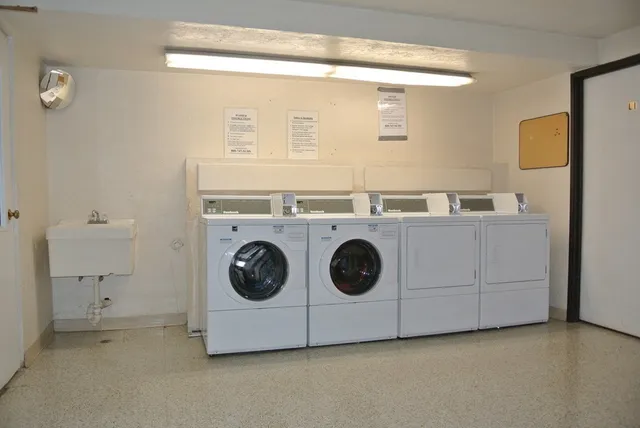 $2,495 | 19 Pine Street, Unit G, Canton, MA 02021