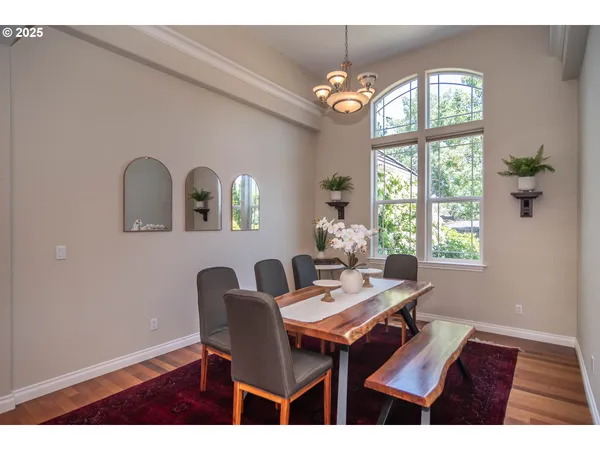 $1,045,000 | 295 Fairway Village Lane, Roseburg, OR 97471