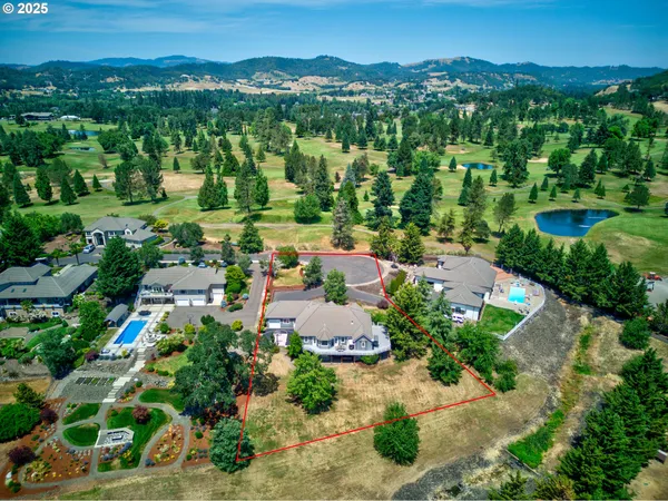 $1,045,000 | 295 Fairway Village Lane, Roseburg, OR 97471