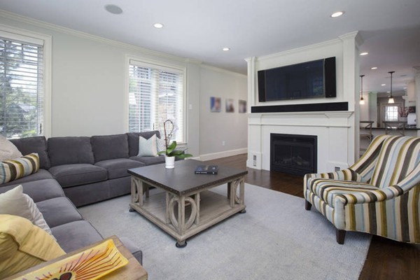 26 Mandalay Road Newton, MA 02459 - Photo 4 of 14