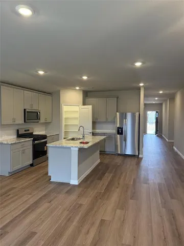 $2,659 | 6617 Vly Lk Lane, Crowley, TX 76036