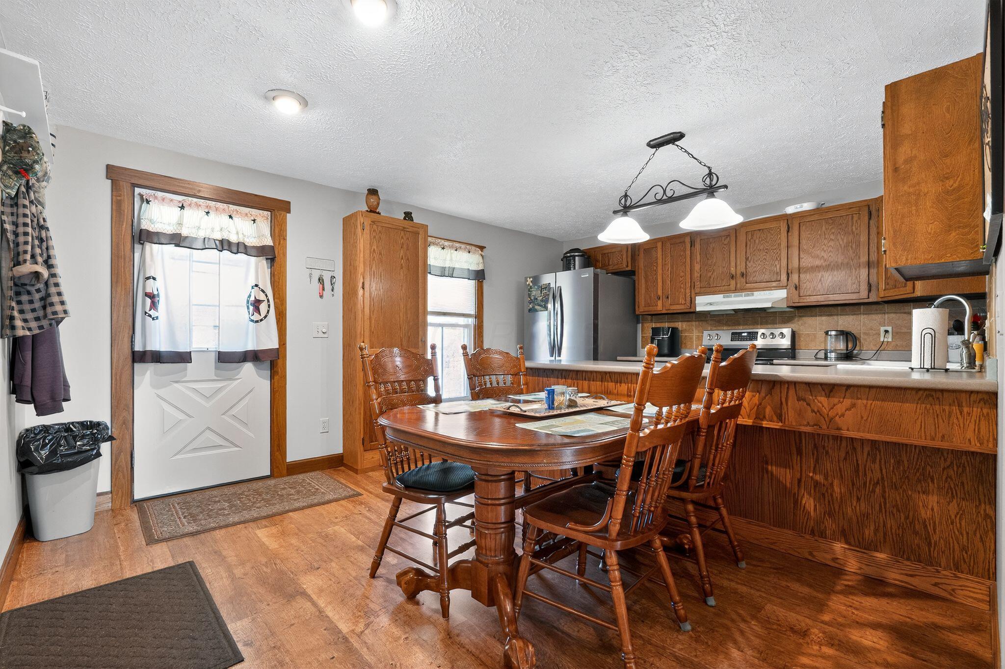 6995 Ransbottom Road Roseville, OH 43777 - Photo 25 of 38 27_6995_Ransbottom_Rd_Roseville_OH_43777