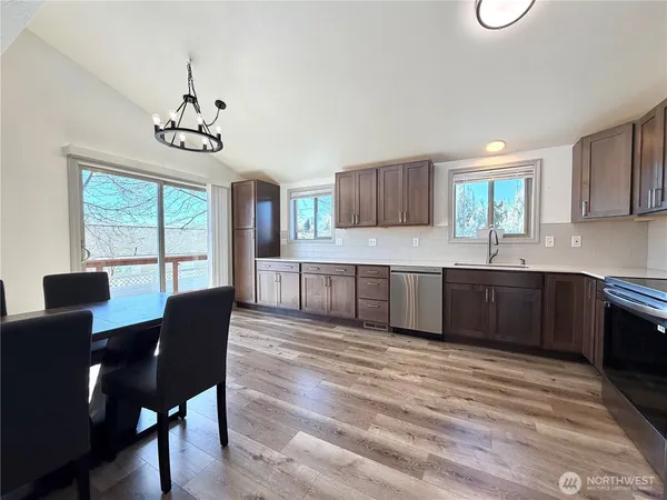 $419,900 | 611 Hillcrest Cir Drive, Omak, WA 98841