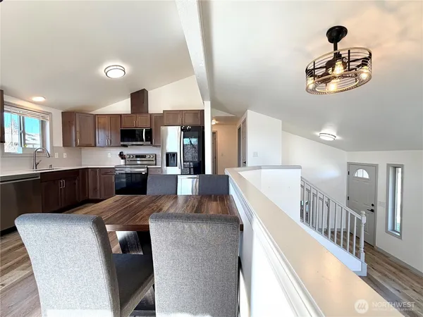 $419,900 | 611 Hillcrest Cir Drive, Omak, WA 98841