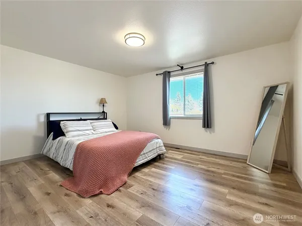 $419,900 | 611 Hillcrest Cir Drive, Omak, WA 98841