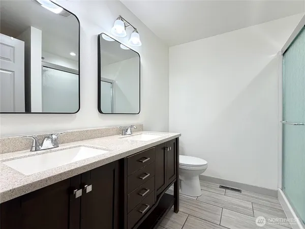 $419,900 | 611 Hillcrest Cir Drive, Omak, WA 98841