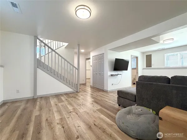 $419,900 | 611 Hillcrest Cir Drive, Omak, WA 98841