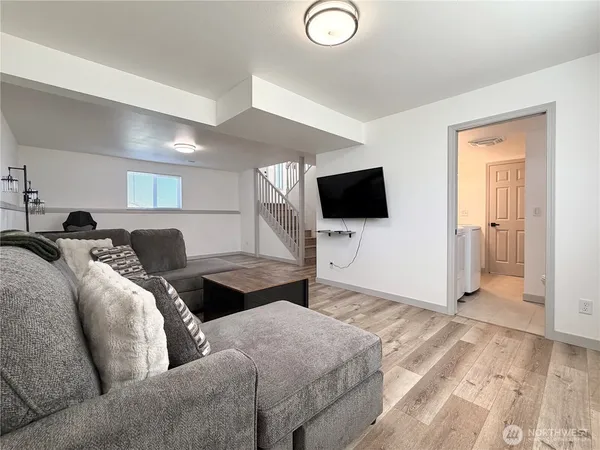 $419,900 | 611 Hillcrest Cir Drive, Omak, WA 98841