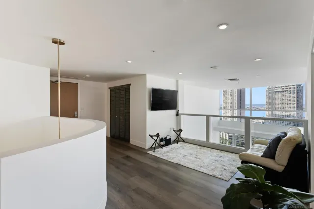 a view of living room washer and dryer