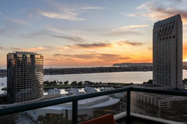 $9,500 | 510 1st Avenue, Unit 2204, San Diego, CA 92101