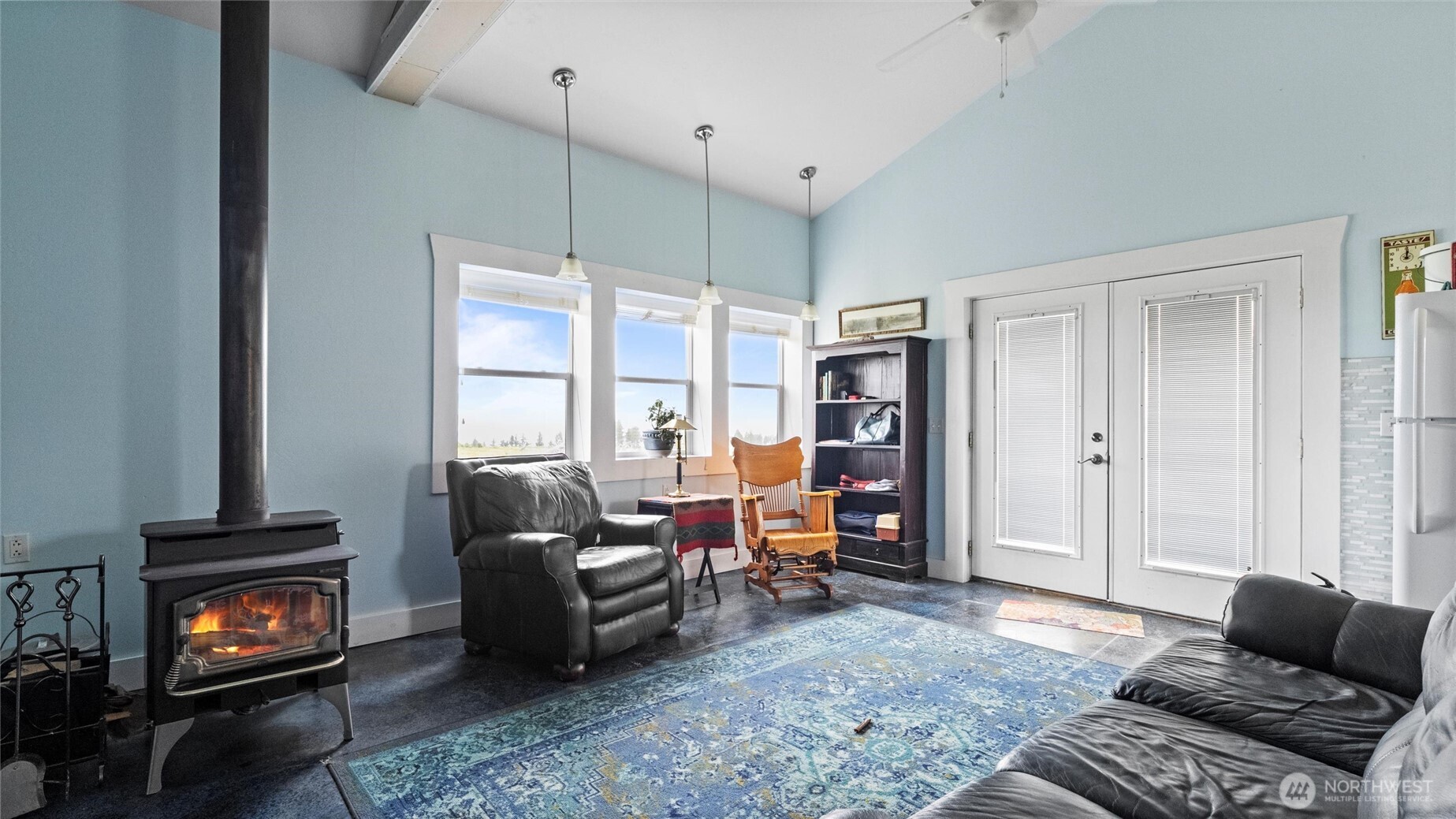 588 Reservoir Lane Pomeroy, WA 99347 - Photo 11 of 40 a living room with furniture and a fireplace