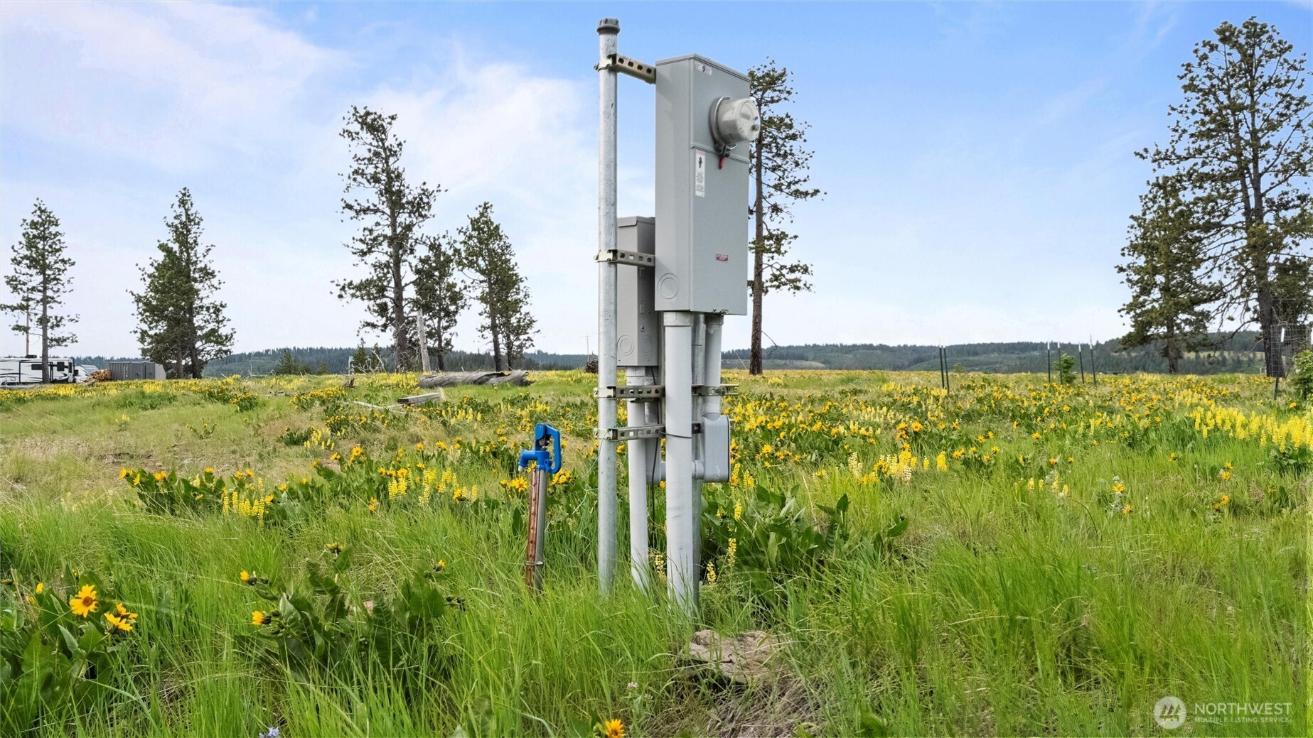 588 Reservoir Lane Pomeroy, WA 99347 - Photo 19 of 40 a view of a city