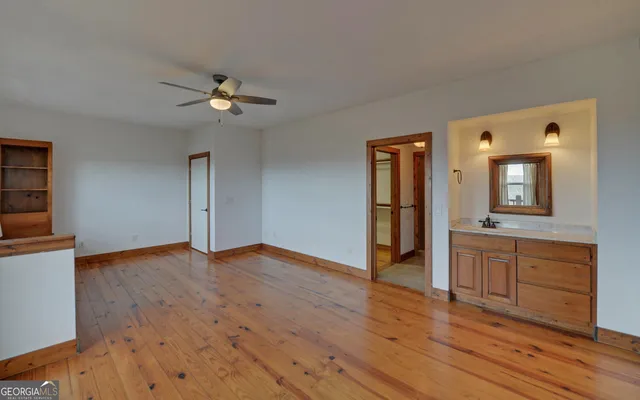 $700,000 | 990 Hickory Nut Mountain Road, Tallulah Falls, GA 30573