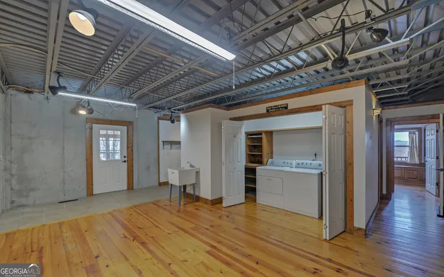 $700,000 | 990 Hickory Nut Mountain Road, Tallulah Falls, GA 30573