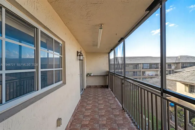 $2,450 | 8851 Northwest 119th Street, Unit 4414, Hialeah Gardens, FL 33018