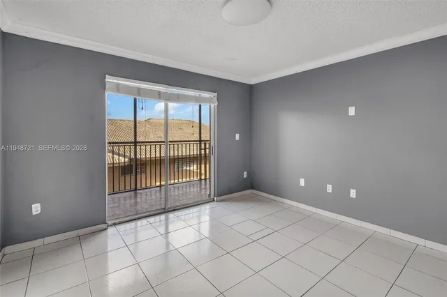 $2,450 | 8851 Northwest 119th Street, Unit 4414, Hialeah Gardens, FL 33018