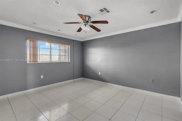 $2,450 | 8851 Northwest 119th Street, Unit 4414, Hialeah Gardens, FL 33018