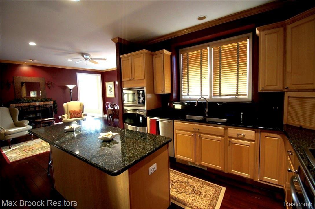 7656 Devins Ridge Clarkston, MI 48348 - Photo 16 of 62 DSC05213.jpg
