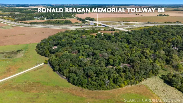 a view of a park with welcome board