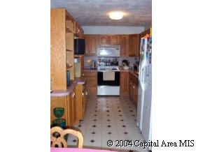 6 Village Green Road Petersburg, IL 62675 - Photo 6 of 8