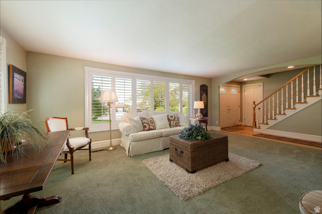 3118 South 975 East Bountiful, UT 84010 - Photo 4 of 44