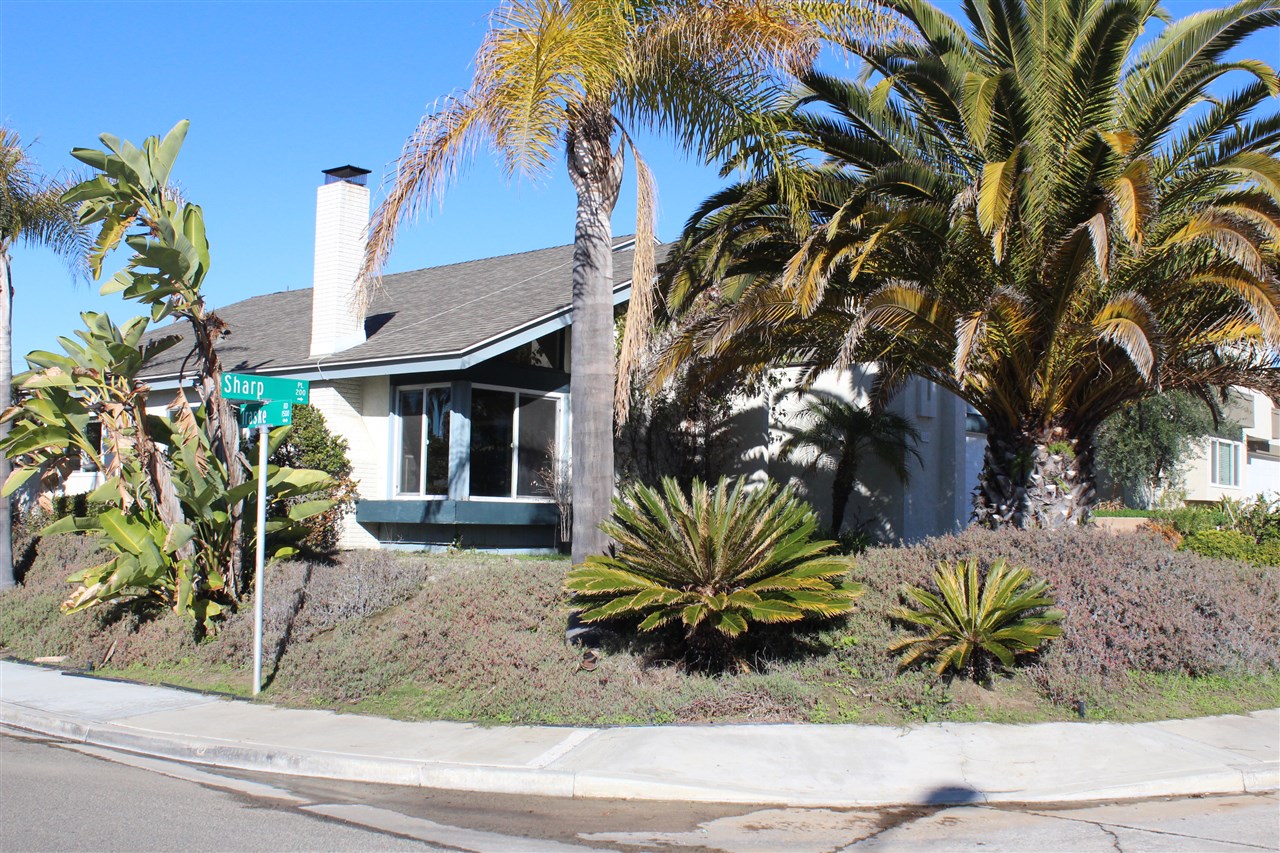 250 Sharp Place Encinitas, CA 92024 - Photo 2 of 9 Gallery Image 2