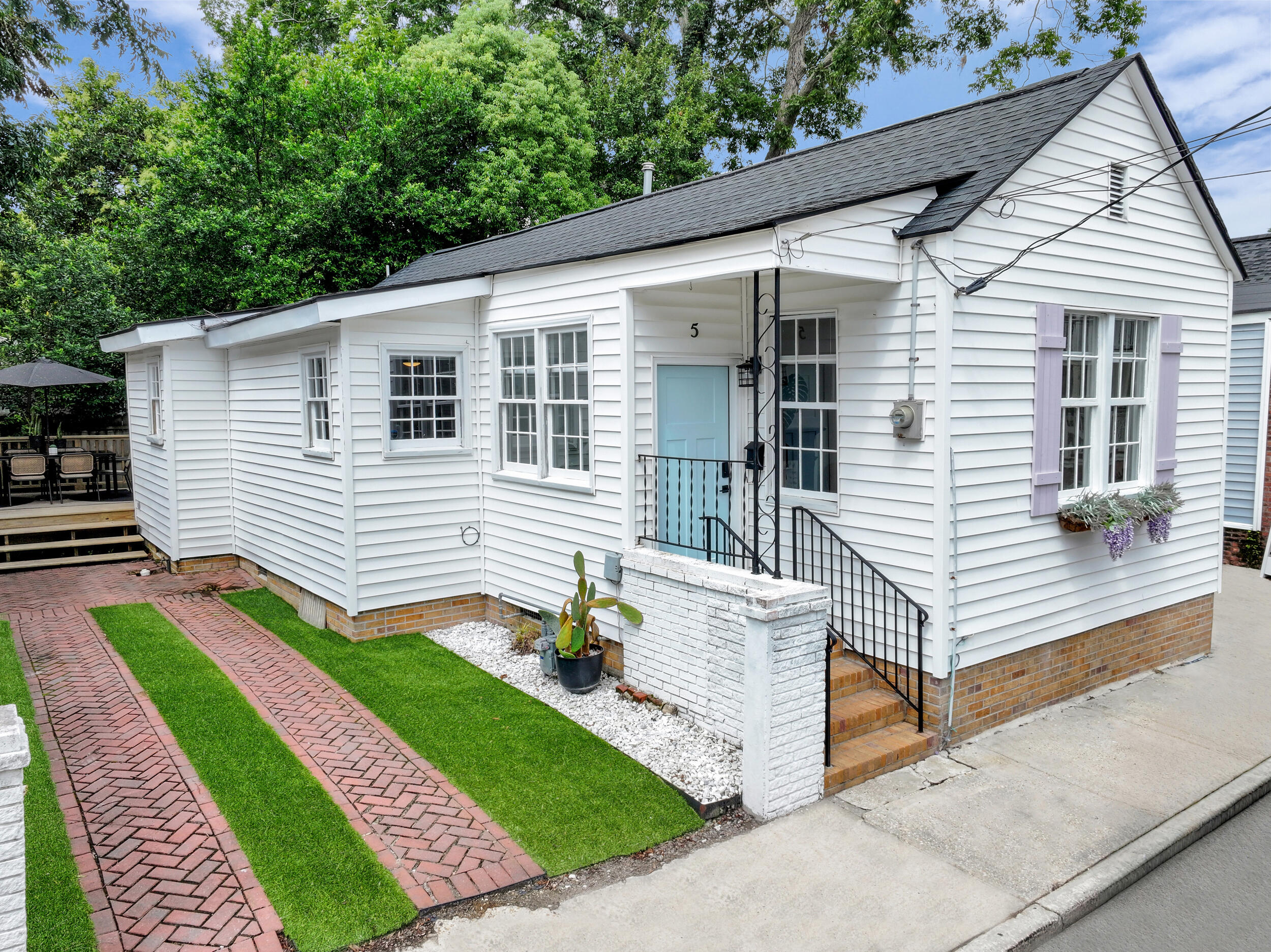 5 Carondolet Street Charleston, SC 29403 - Photo 1 of 42 3_dji_20250807113813_0207_d-1