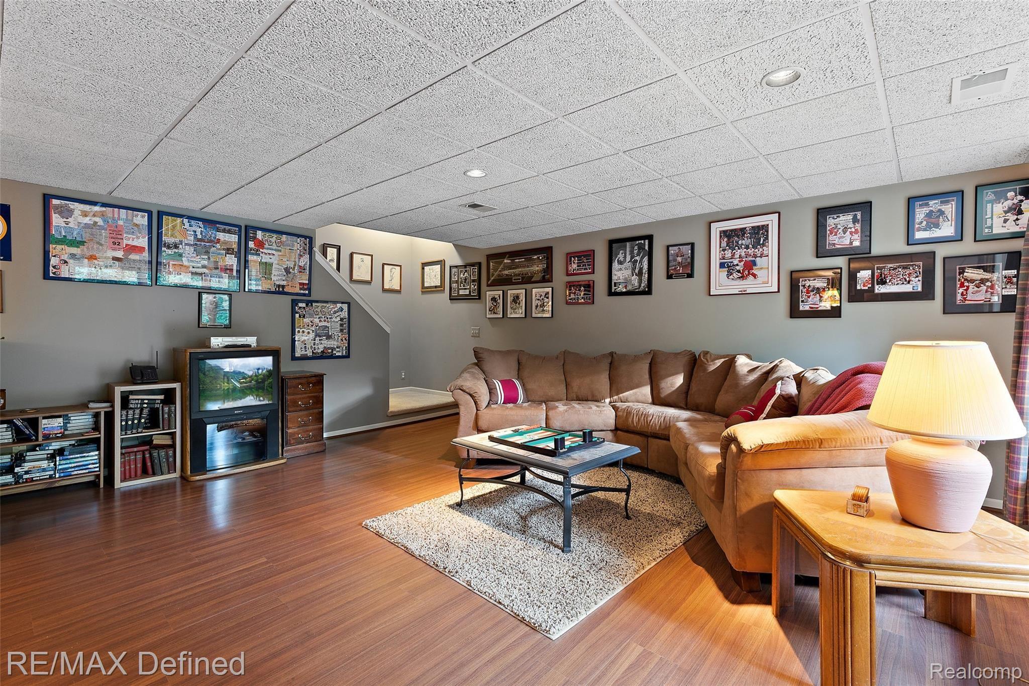60957 Pennington Way Rochester, MI 48306 - Photo 48 of 54 60957 Pennington Way-59.jpg