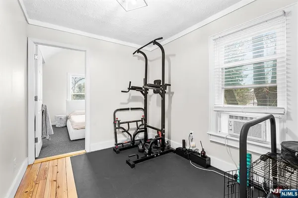 $779,000 | 191 West Street, Closter, NJ 07624