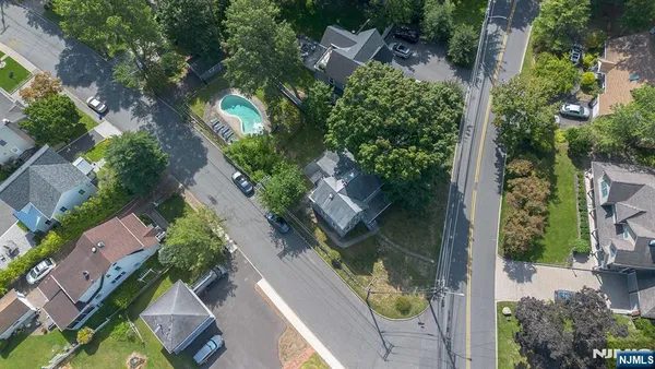 $779,000 | 191 West Street, Closter, NJ 07624