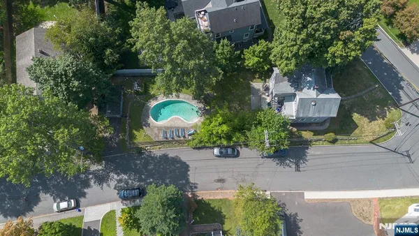 $779,000 | 191 West Street, Closter, NJ 07624