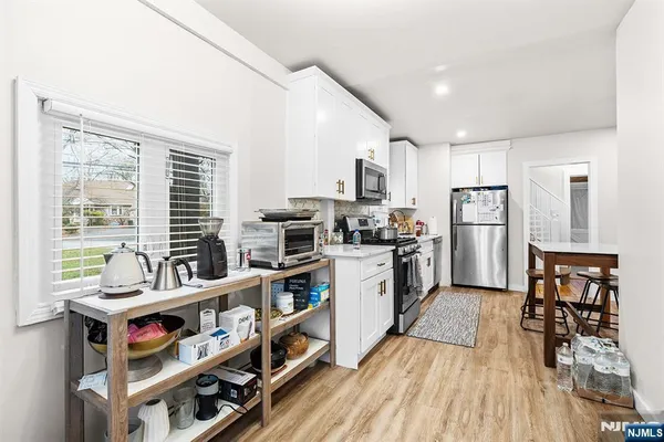 $779,000 | 191 West Street, Closter, NJ 07624